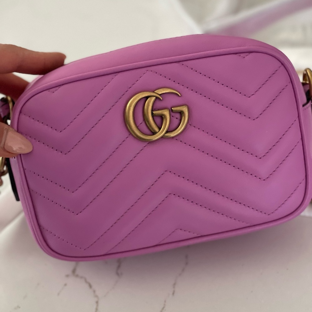 🔥sold🔥GUCCI
Calfskin Matelasse Mini GG Marmont Chain Shoulder Bag Candy Pink - Picture 2 of 7